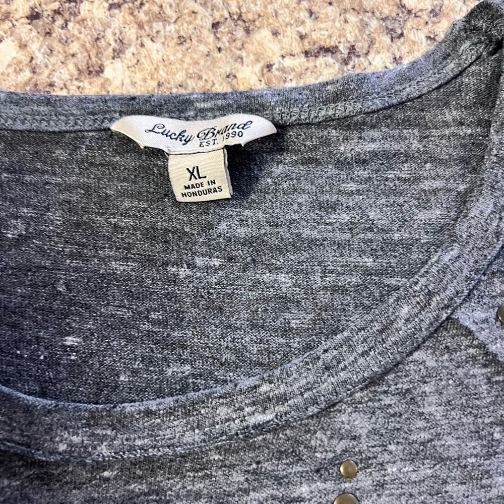 Women’s Lucky Brand Charcoal western raw hem Studded Tee shirt - Picture 7 of 10